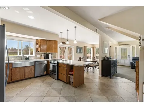 1122 SE 1st Street Winlock WA 98596