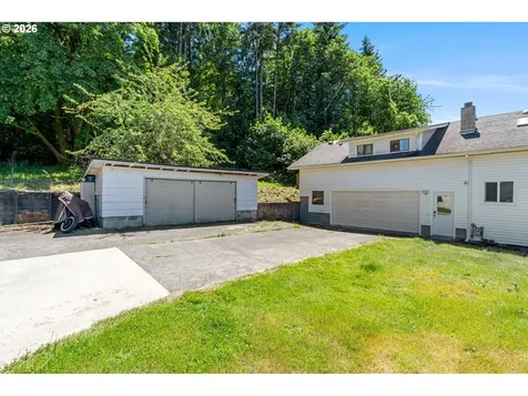 1122 SE 1st Street Winlock WA 98596