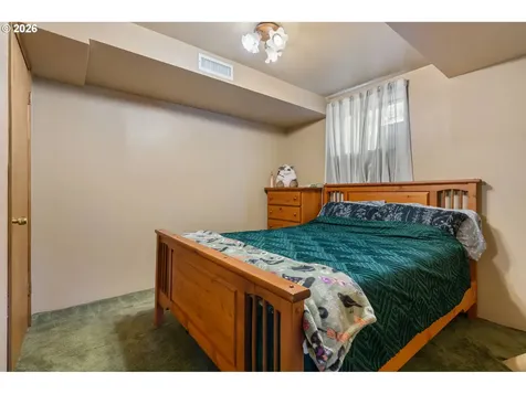 1122 SE 1st Street Winlock WA 98596