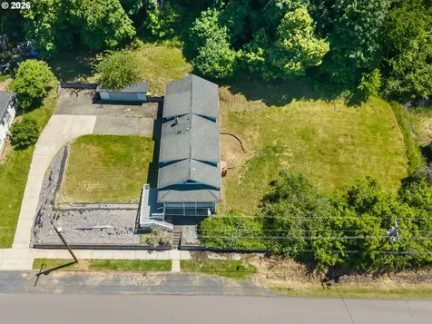 1122 SE 1st Street Winlock WA 98596