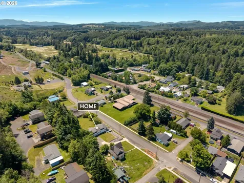 1122 SE 1st Street Winlock WA 98596