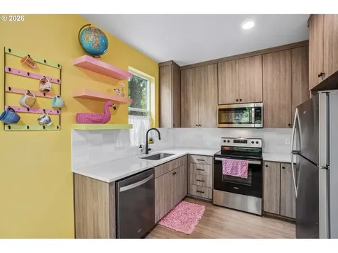 2646 SE 101st Avenue Portland OR 97266