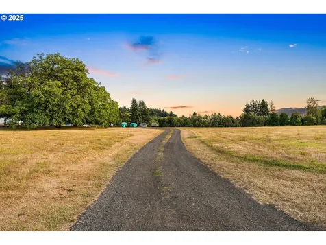 18513 NE 139th Street Brush Prairie WA 98606