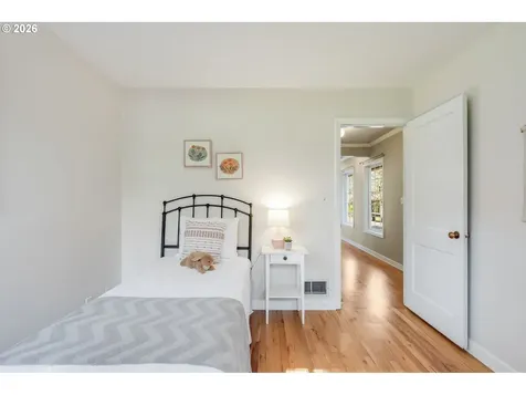 3566 NE Maywood Place Portland OR 97220