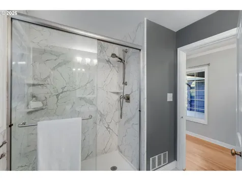 3566 NE Maywood Place Portland OR 97220