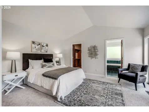 3566 NE Maywood Place Portland OR 97220
