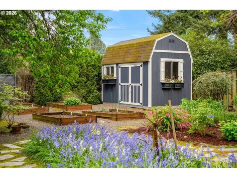 3566 NE Maywood Place Portland OR 97220