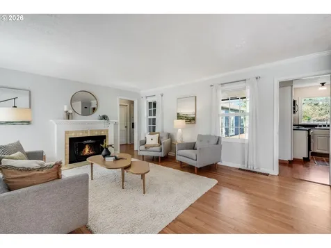 3566 NE Maywood Place Portland OR 97220