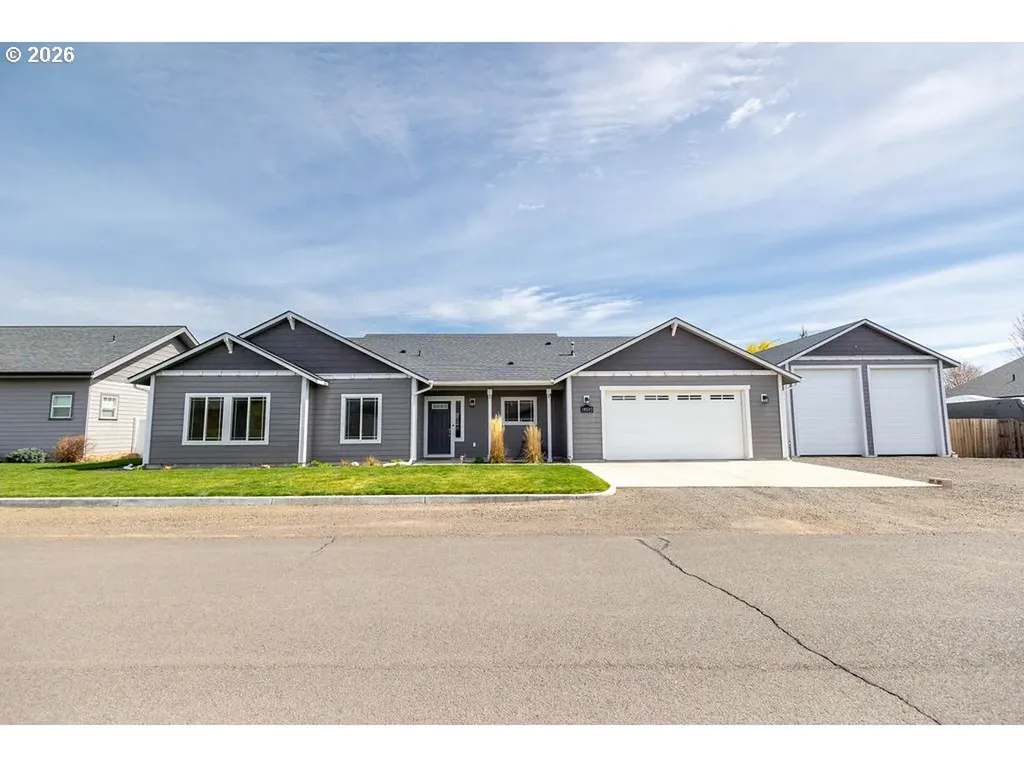 10503 I Avenue Island City OR 97850