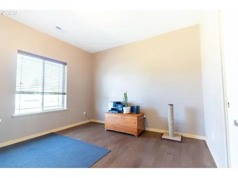 10503 I Avenue Island City OR 97850
