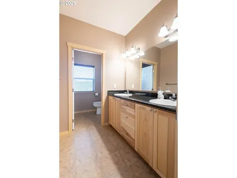 10503 I Avenue Island City OR 97850