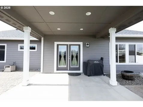 10503 I Avenue Island City OR 97850
