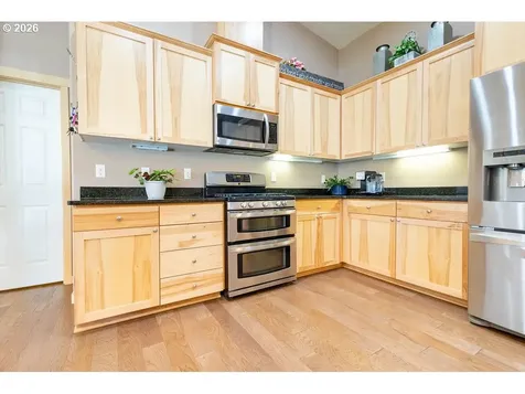 10503 I Avenue Island City OR 97850