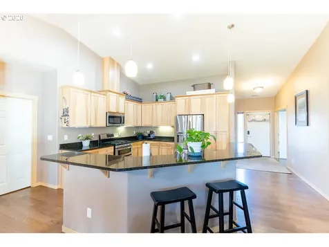 10503 I Avenue Island City OR 97850
