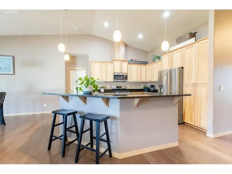 10503 I Avenue Island City OR 97850