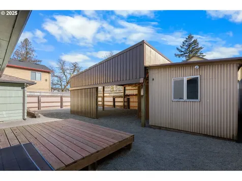 780 NE 92nd Avenue Portland OR 97220