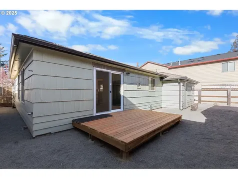 780 NE 92nd Avenue Portland OR 97220