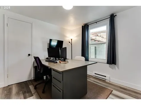 1350 Hughes Street Eugene OR 97402