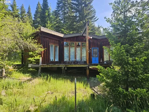 983 Snowden Road White Salmon WA 98672