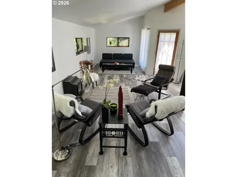 983 Snowden Road White Salmon WA 98672