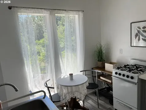 983 Snowden Road White Salmon WA 98672
