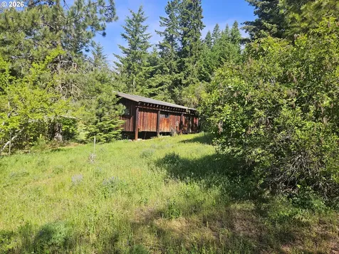 983 Snowden Road White Salmon WA 98672