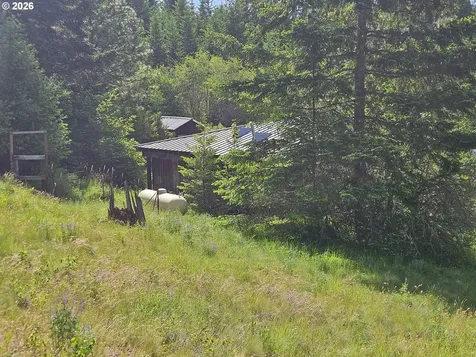 983 Snowden Road White Salmon WA 98672