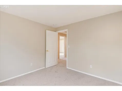 17005 SE 27th Street Vancouver WA 98683