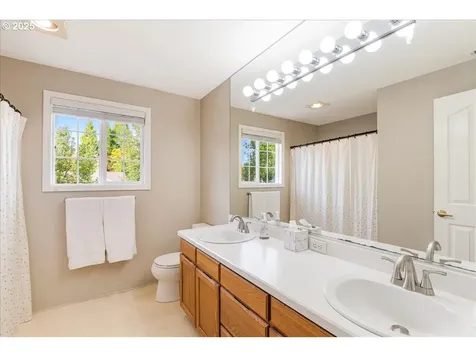 17005 SE 27th Street Vancouver WA 98683