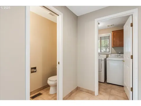 17005 SE 27th Street Vancouver WA 98683