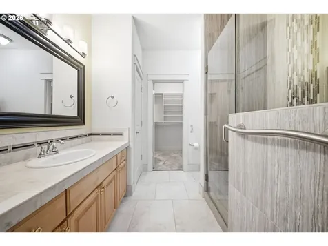 18321 SE 44th Lane Vancouver WA 98683