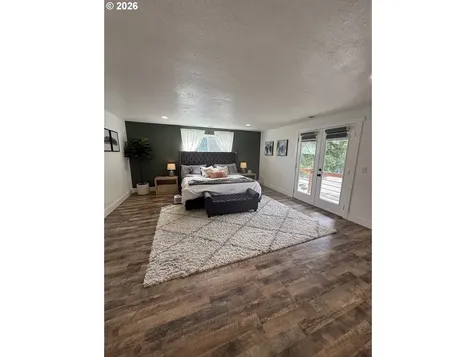 6974 Glacier Drive Springfield OR 97478