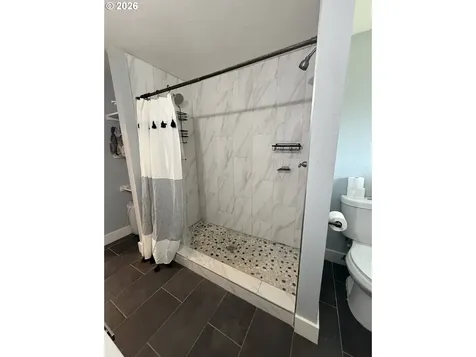 6974 Glacier Drive Springfield OR 97478