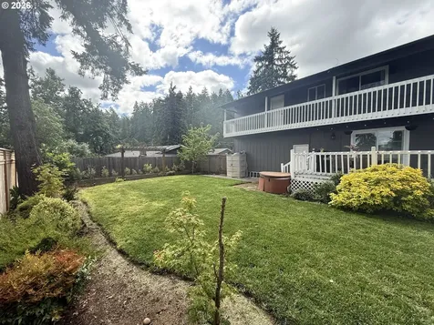 6974 Glacier Drive Springfield OR 97478