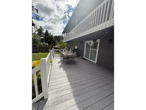 6974 Glacier Drive Springfield OR 97478