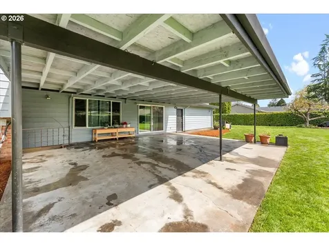 948 NE Queens Lane Hillsboro OR 97124