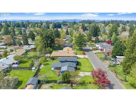 948 NE Queens Lane Hillsboro OR 97124
