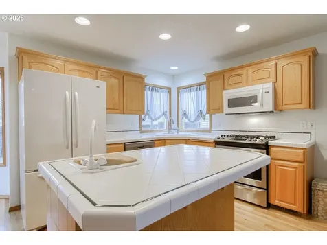 34672 Cascade Street St. Helens OR 97051