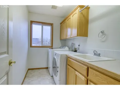 34672 Cascade Street St. Helens OR 97051
