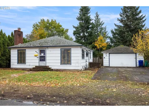 8730 NE Davis Street Portland OR 97220