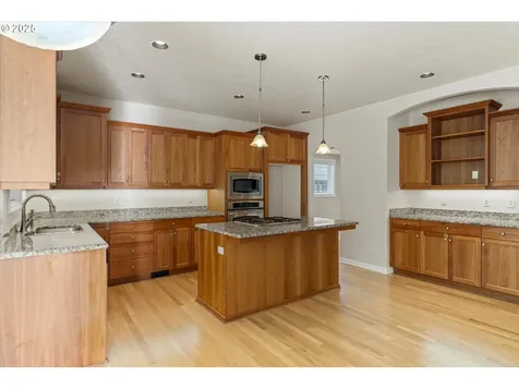 559 NW Cambray Place Beaverton OR 97006