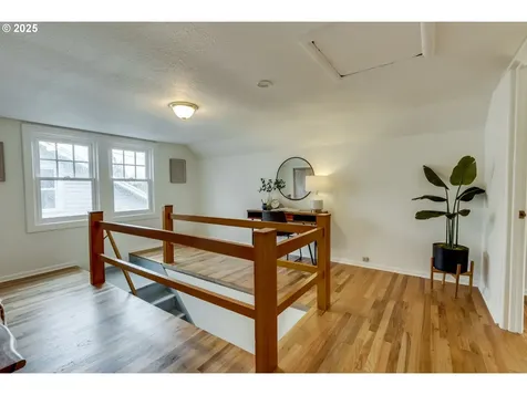 2014 SE 59th Avenue Portland OR 97215