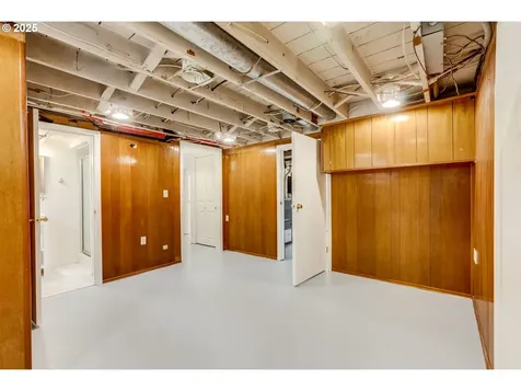 2014 SE 59th Avenue Portland OR 97215