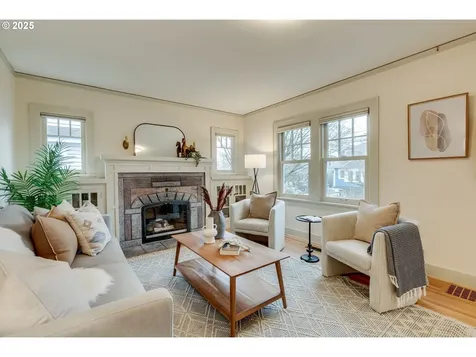 2014 SE 59th Avenue Portland OR 97215