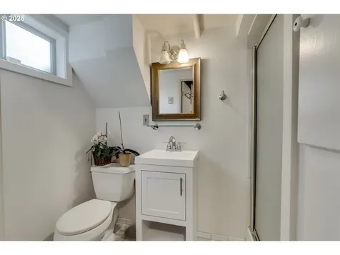 2014 SE 59th Avenue Portland OR 97215