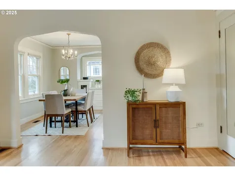2014 SE 59th Avenue Portland OR 97215