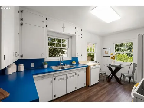 14629 NE Halsey Street Portland OR 97230