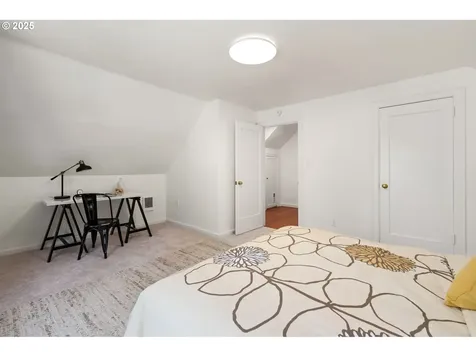 14629 NE Halsey Street Portland OR 97230