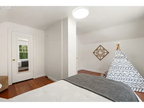14629 NE Halsey Street Portland OR 97230