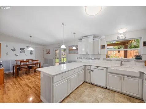 201 Shirley Street Molalla OR 97038